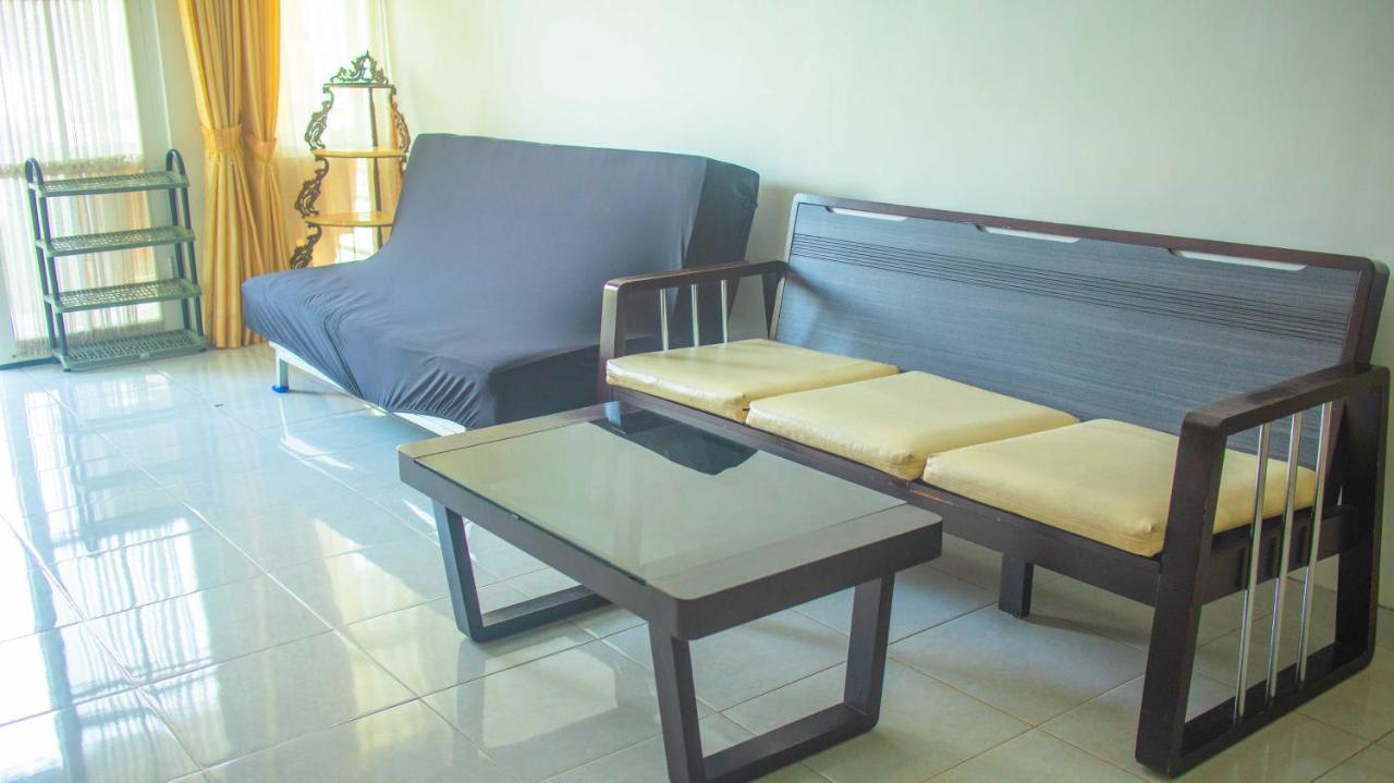 Villa El Nino 5 Bedroom Dengan Rooftop Mountain View Batu (East Java) Exterior foto